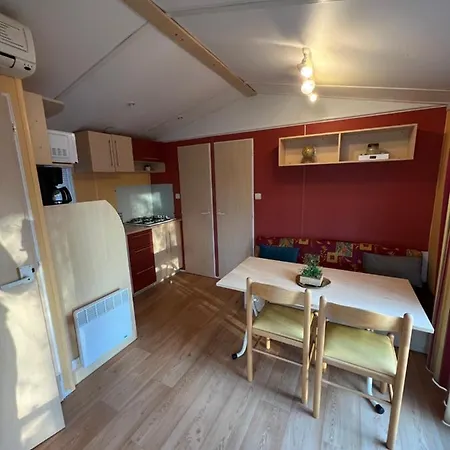 Camping Les Franquettes * Grayan-et-l'Hopital
